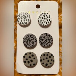 Leopard Print Stud Earrings Set